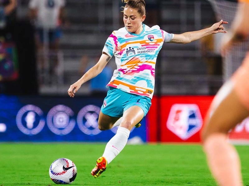 Abby Dahlkemper defends for San Diego Wave against Orlando Pride. Photo courtesy SD Wave