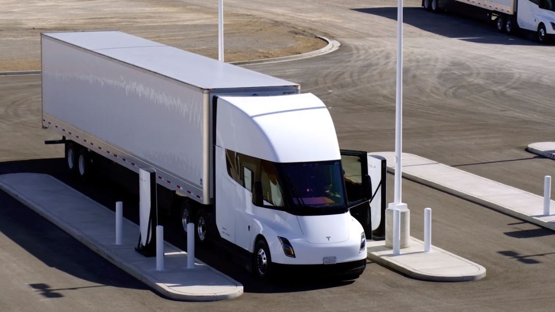 Tesla electric semi-truck